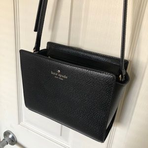 ❣️SOLD❣️ Kate Spade little black bag 😍